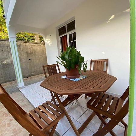 Fefe Apartment Vieux-Habitants Exterior foto